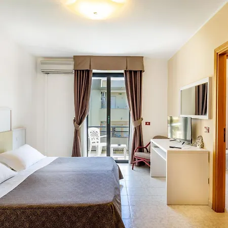 Charming Rina Sea Apartment-central Air-con Wifi Sleeps 2 Persons