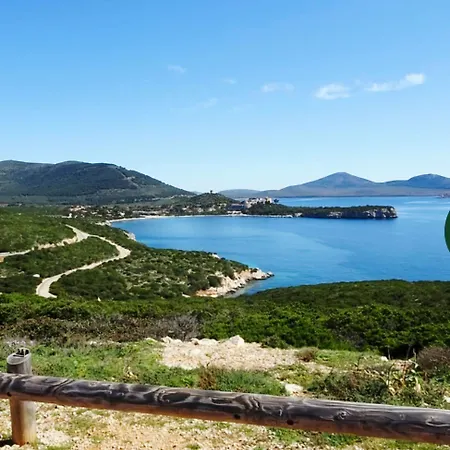 Appartamento Charming Rina Sea Apartment-central Air-con Wifi Sleeps 2 Persons